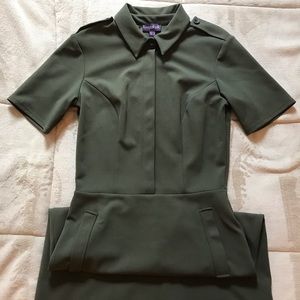 Military-inspired dress 🌿